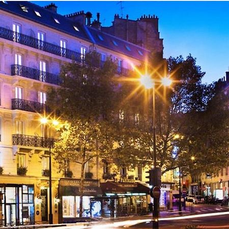 Hotel Plaza Elysees Paris Exterior foto