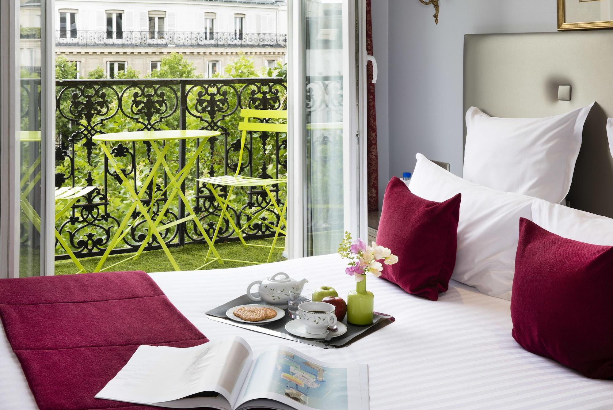 Hotel Plaza Elysees Paris Exterior foto